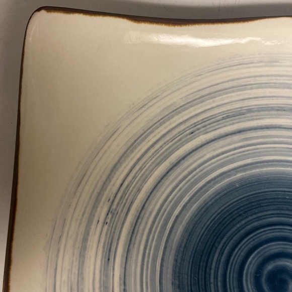 Euro Ceramics Inc Square Dinner Plates Set of Two 10.5”D - Picture 14 of 17